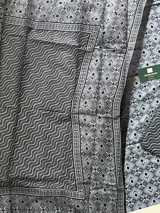 Grey Buti Beautiful Handblock Printed Cotton Suit With Mulmul Cotton Dupatta