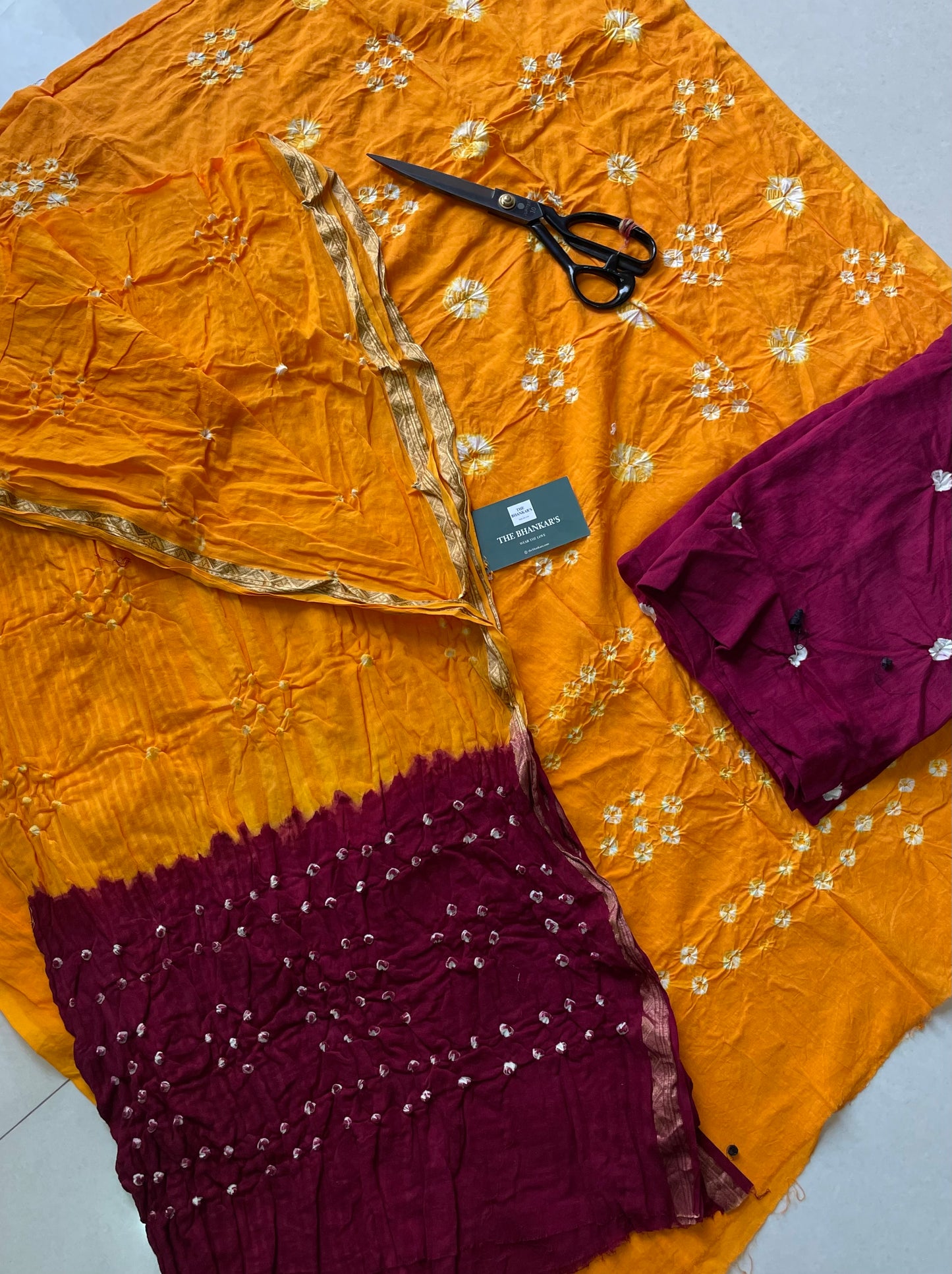 BANDHANI COTTON SUIT SET WITH MULMUL DUPATTA