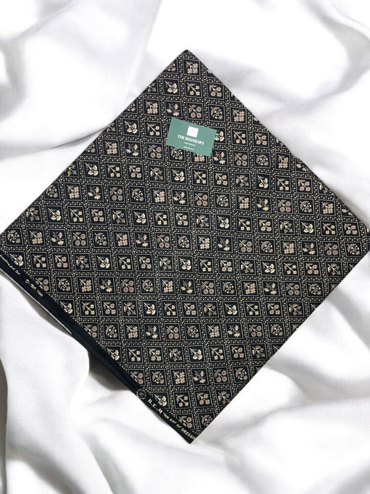 Black Color Floral Print Allover Set 2.5 Mtr