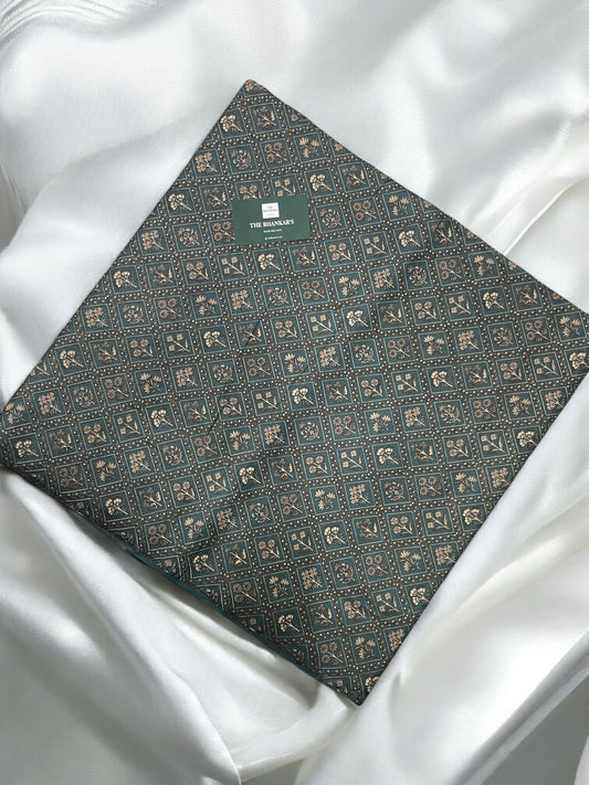 Grey Color Floral Print Allover Set 5 Mtr