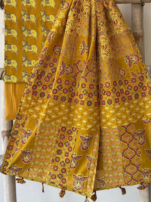 Ajrakh Dupatta suit With hand applique mirror work Ajarakh print Suit pcs with patch work and mirror work dupatta