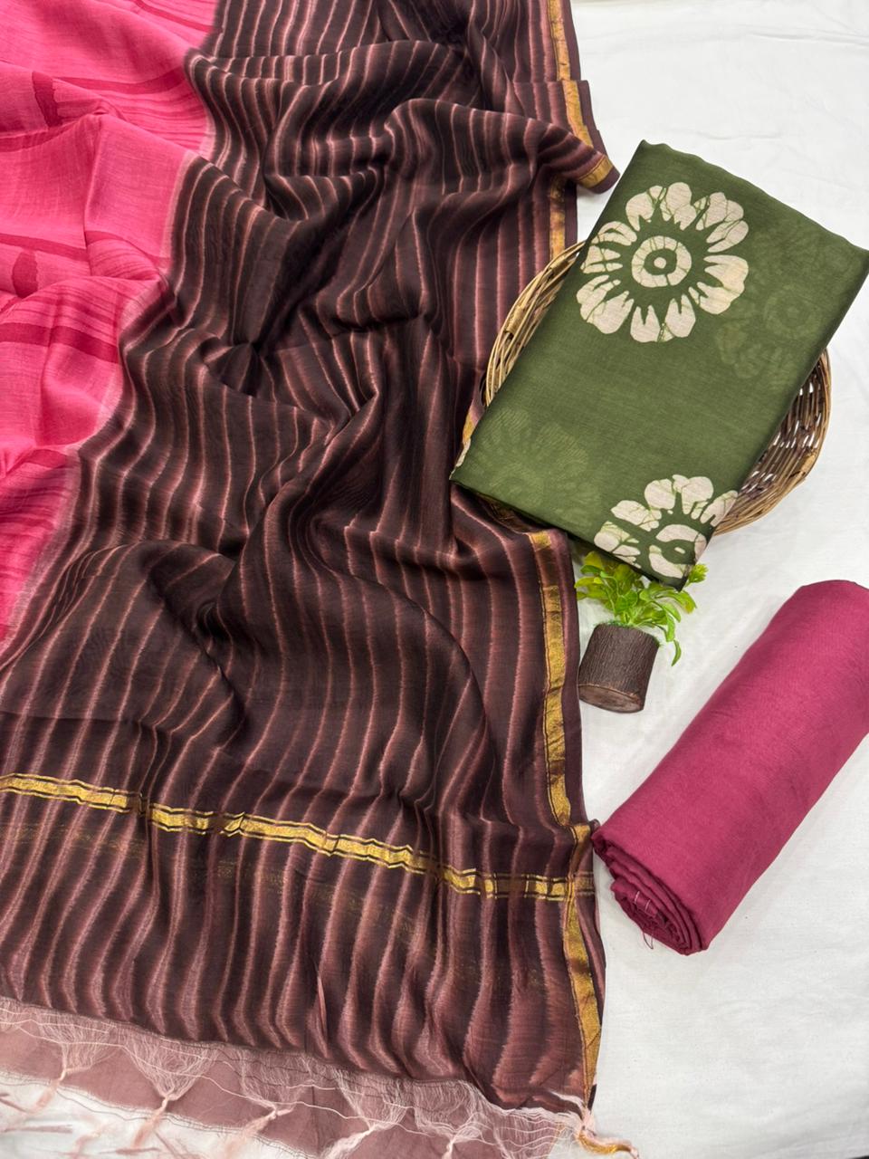 Premium Handblock Print Pure Chanderi Silk Unstitched Suit Set – Handwoven Zari Border | The Bhankar’s (Copy) (Copy)