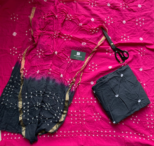 BANDHANI COTTON SUIT SET WITH MULMUL DUPATTA