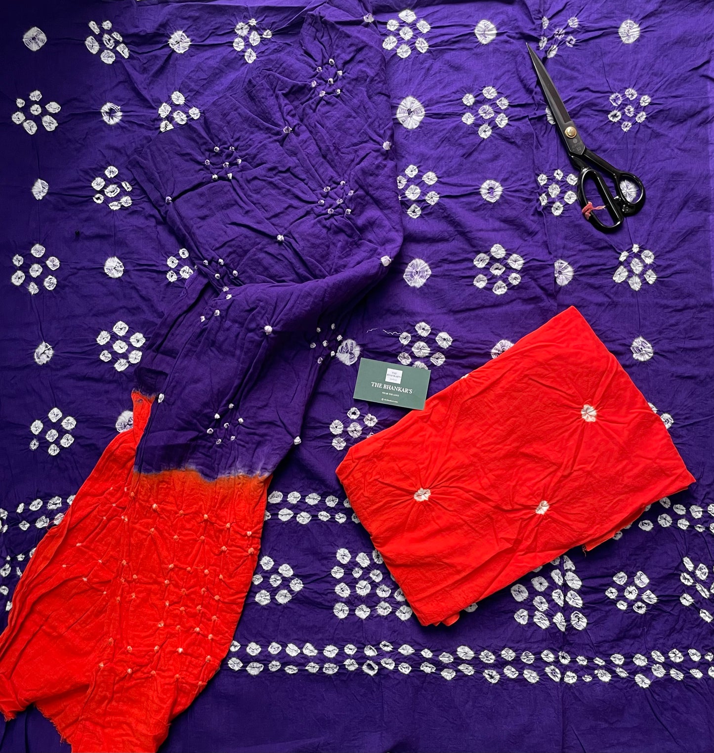 BANDHANI COTTON SUIT SET WITH MULMUL DUPATTA