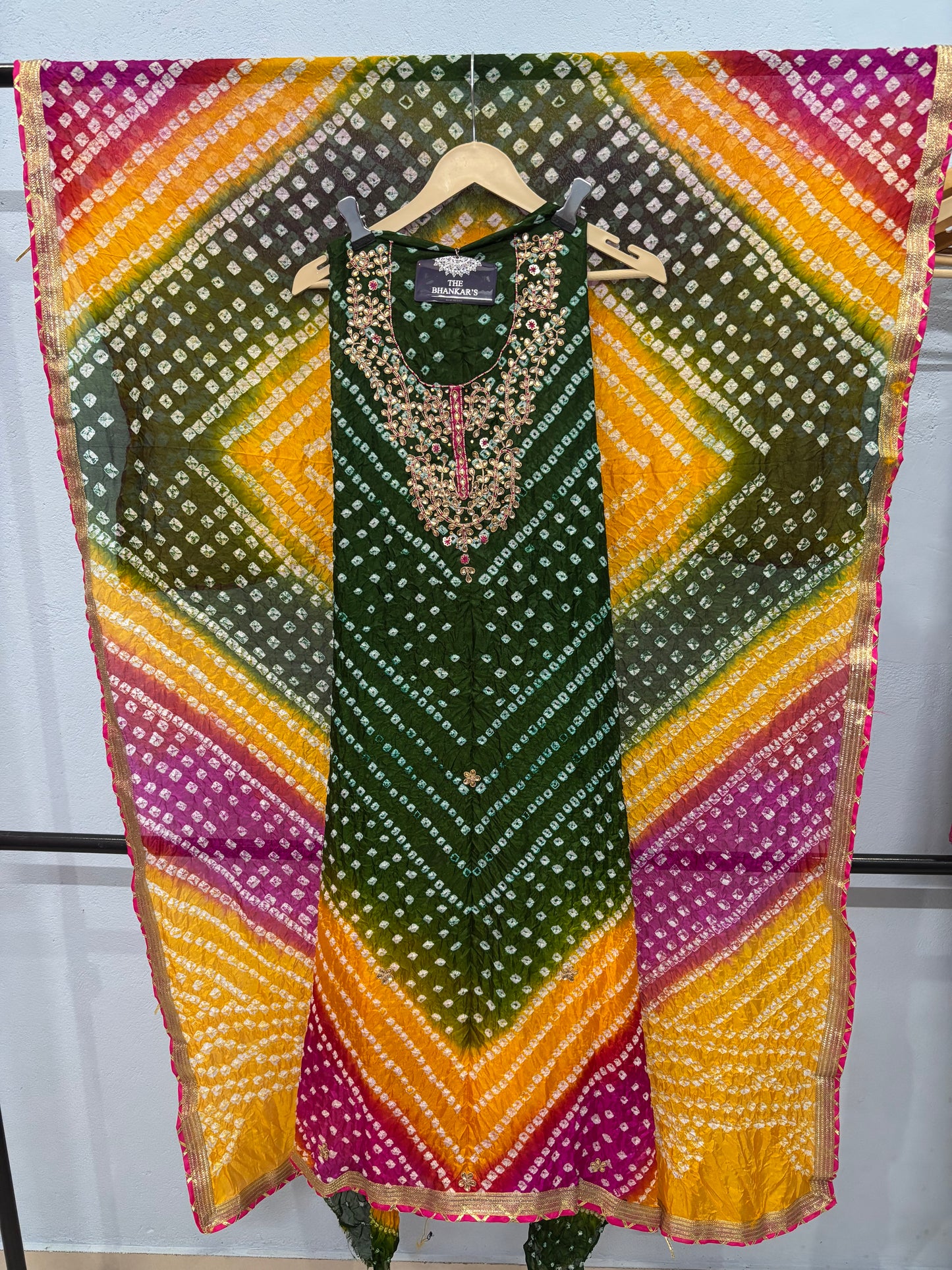 BANDHANI HEAVY SILK FABRIC SUITS WITH BEAUTIFUL HAND GOTAPATTI WORK DUPATTA DOUBLE SHADED