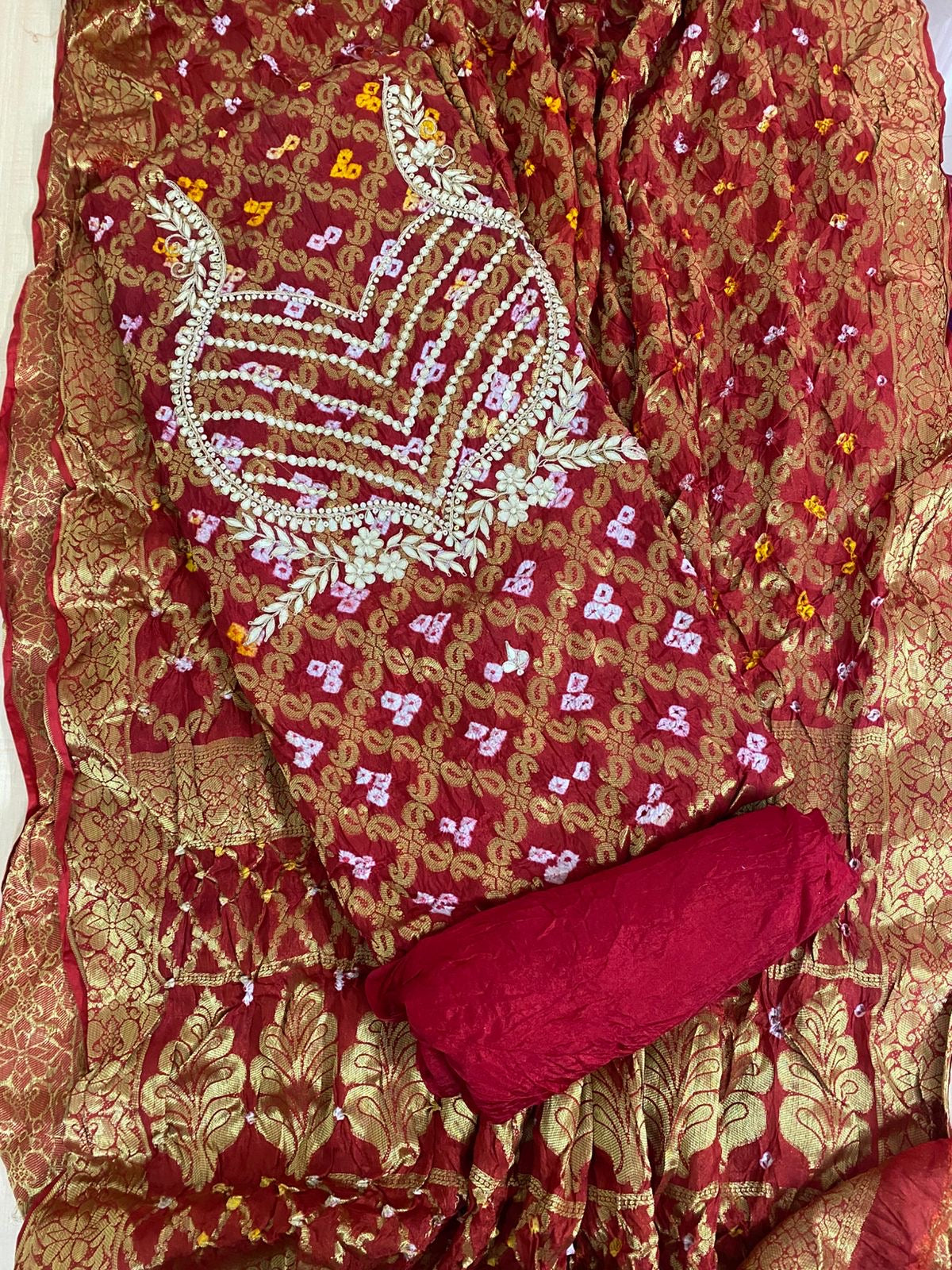 RED COLOUR GHATCHOLA BANDHANI BANARASI SILK FABRIC SUITS WITH BEAUTIFUL HAND GOTAPATTI WORK DUPATTA