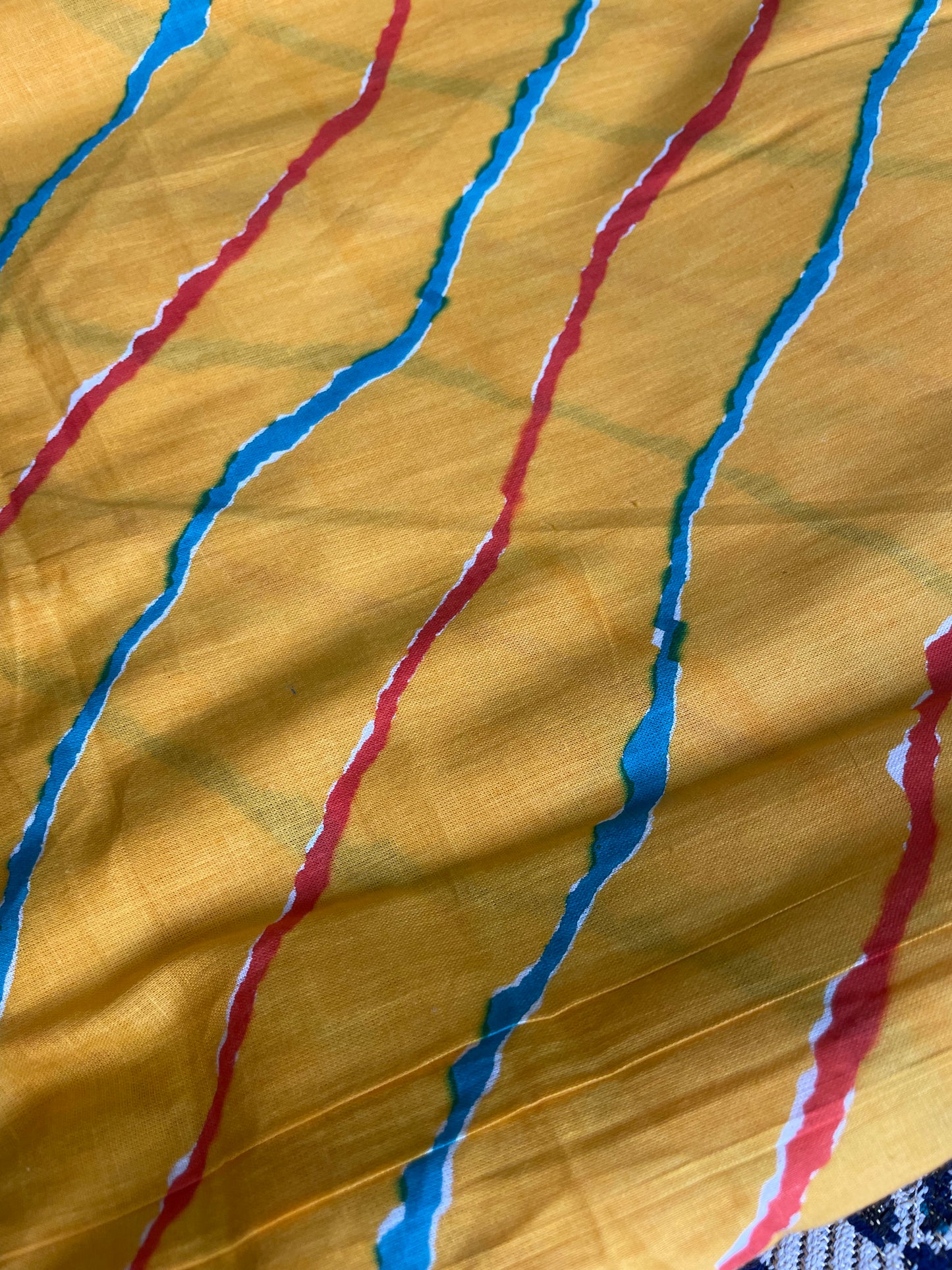 Yellow Multicoloured Lahariya Print Cotton Fabric