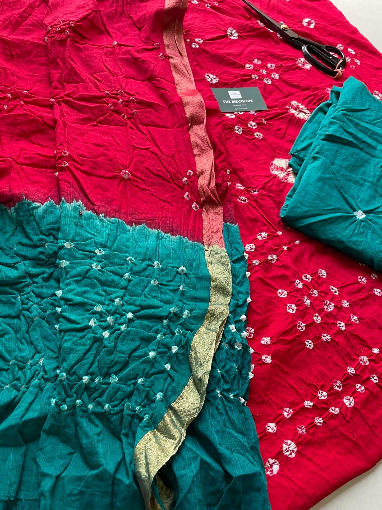 BANDHANI COTTON SUIT SET WITH MULMUL DUPATTA